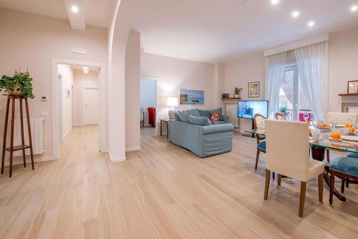 Gemma Di Zagara Apartment Sorrento Luaran gambar